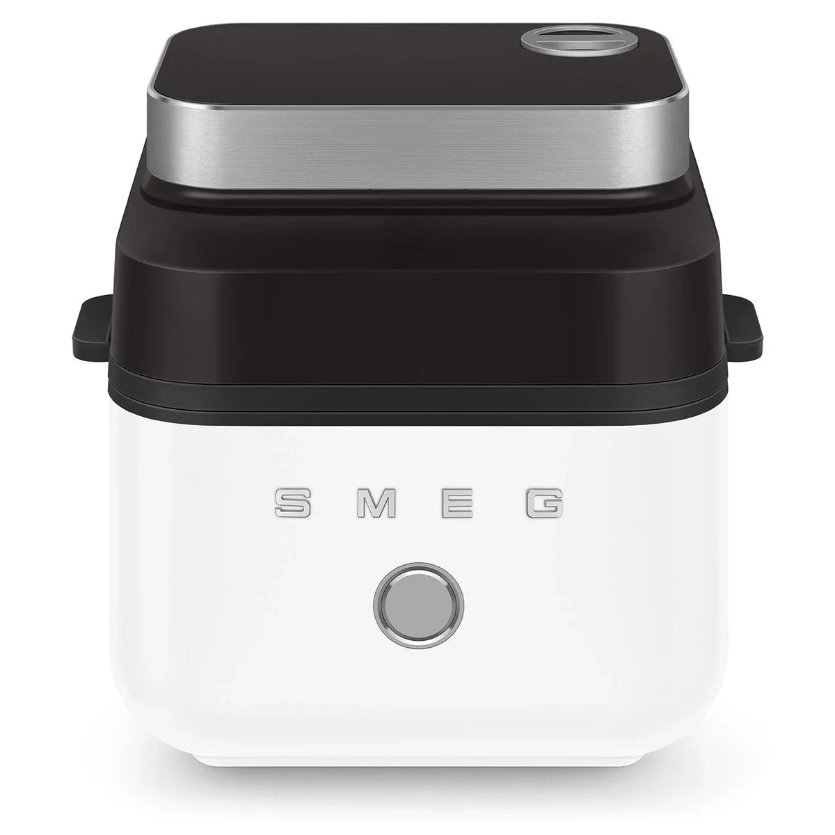 Smeg 7.3L Air Fryer in matte white with black top and touch control dial