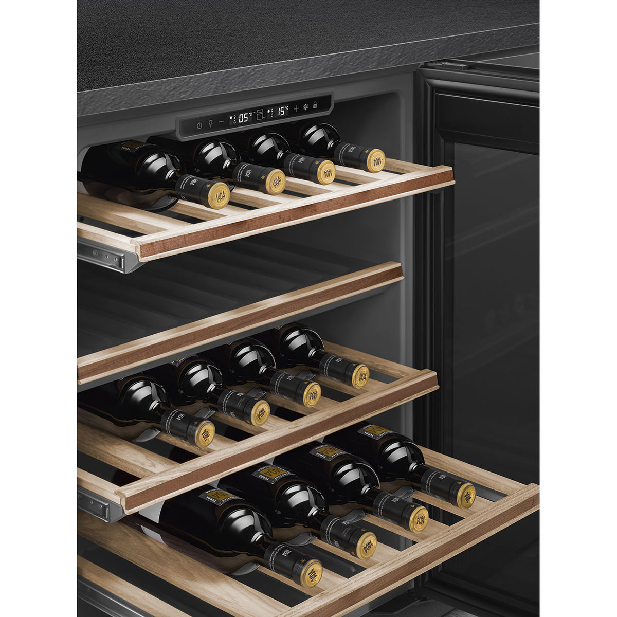 Smeg 60cm Built-under Dolce Stil Novo Wine Cellar (38 Bottle) - CVI638RN3