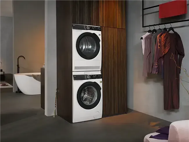 AEG 8000 Series 3D Scan 9kg Heat Pump Dryer