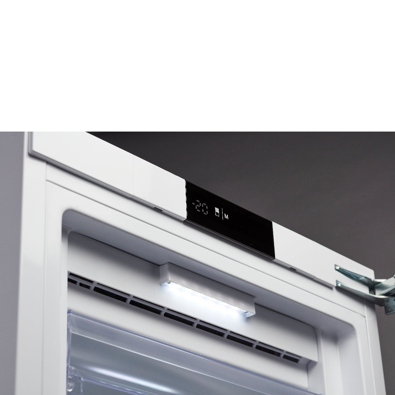 Smeg Fully Integrated Freezer - SABI221FF