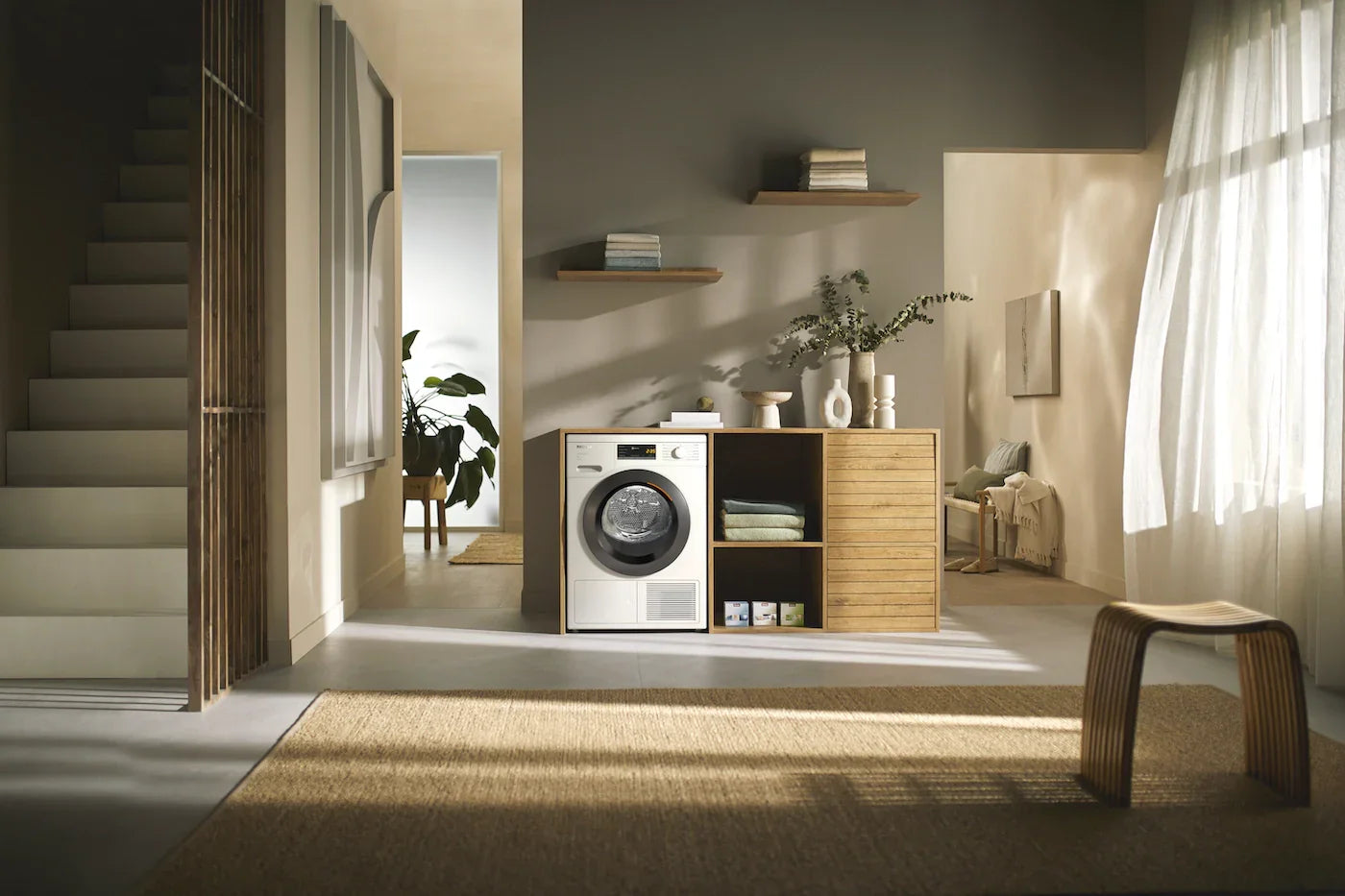 Miele T1 heat-pump dryer 8kg - TEA325WP - Newtons Home Appliances