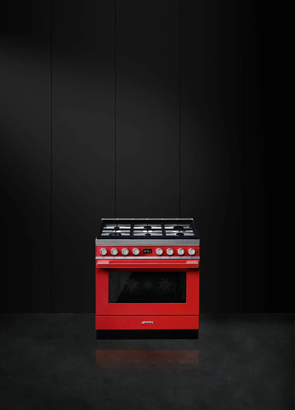 Smeg 90cm Portofino Pyrolytic Dual Fuel Cooker - Red